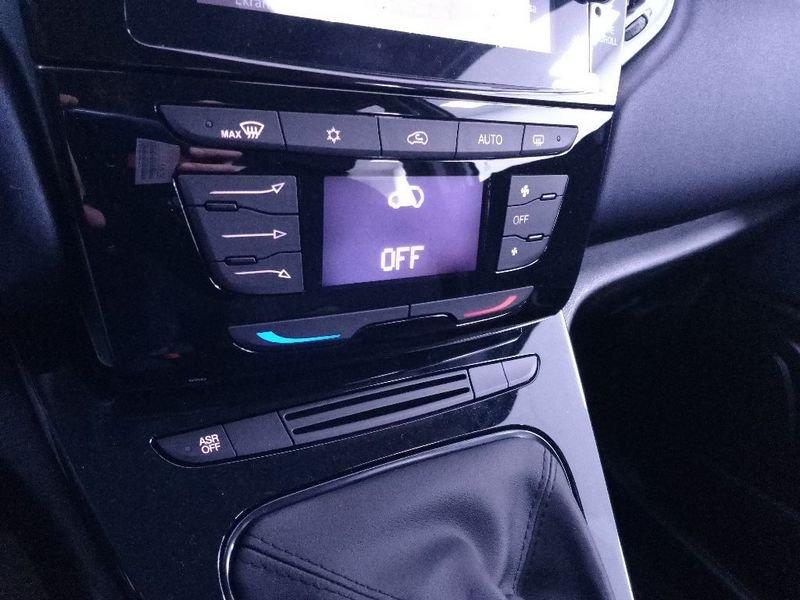 Lancia Ypsilon 1.0 firefly hybrid Gold s&s 70cv