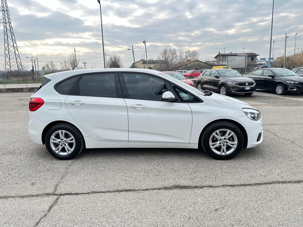 Bmw 216 218i Active Tourer Advantage - 2016