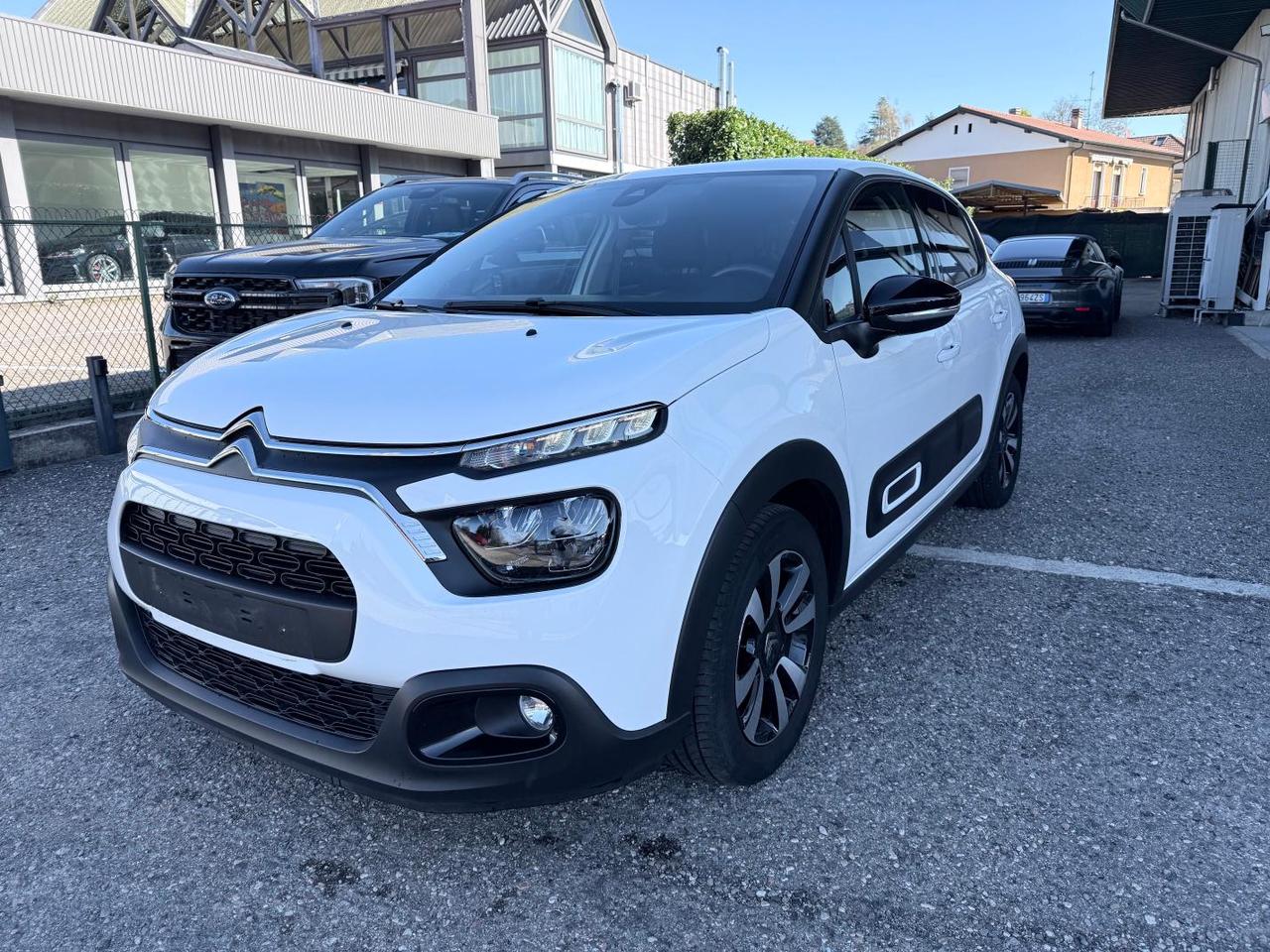 Citroen C3 1.2 puretech Shine s&s 83cv