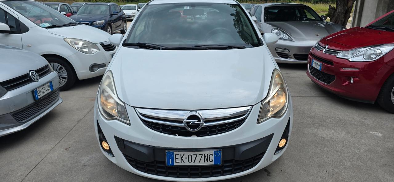 Opel Corsa 1.2 85CV 3 gas va. Sempre ok patentati