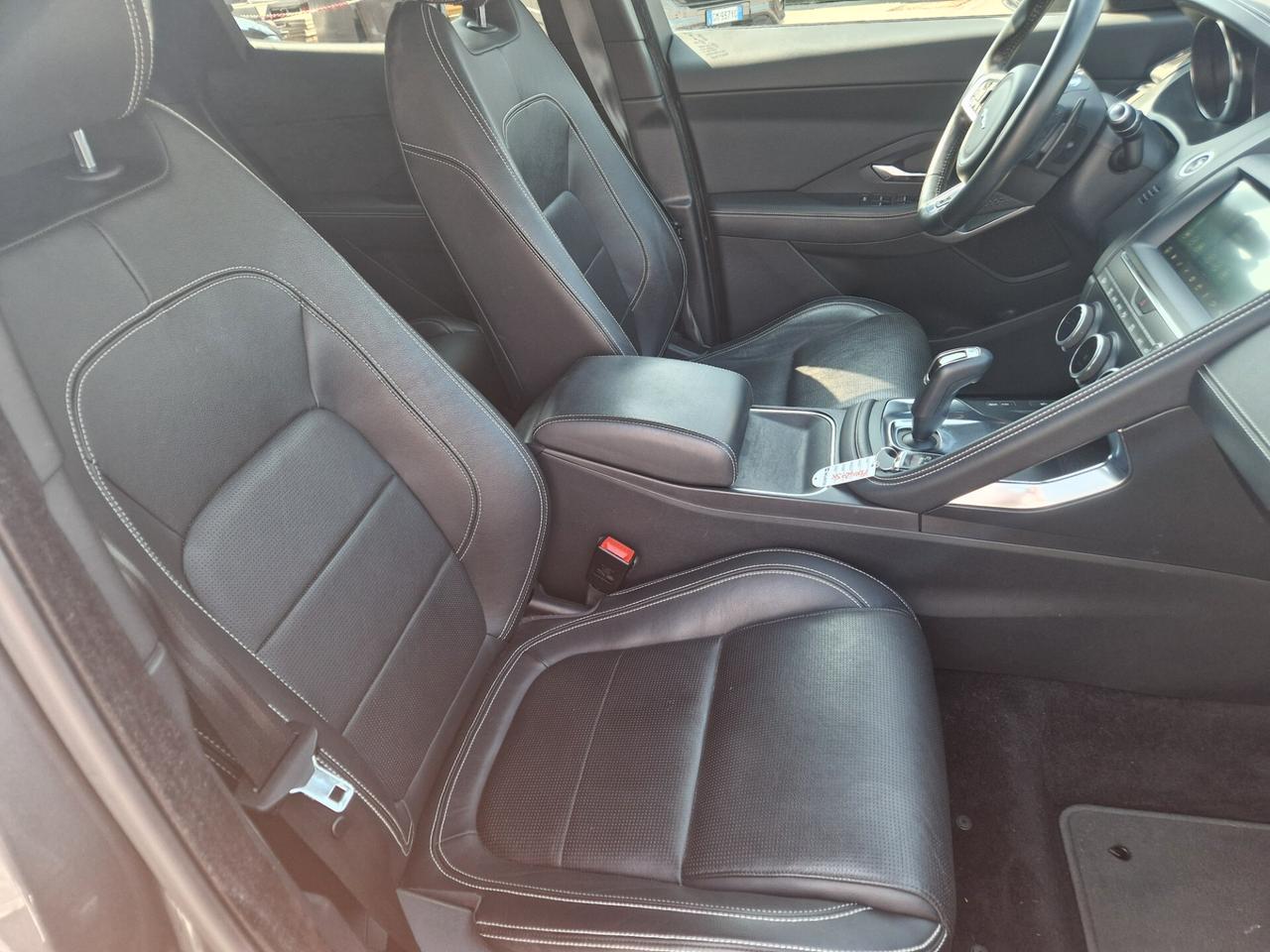 Jaguar E-Pace 2.0D 150 CV AWD R-Dynamic S