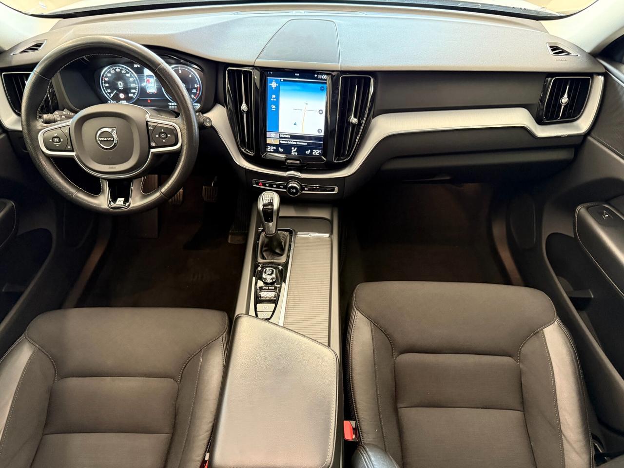 Volvo XC 60 XC60 D4 R-design