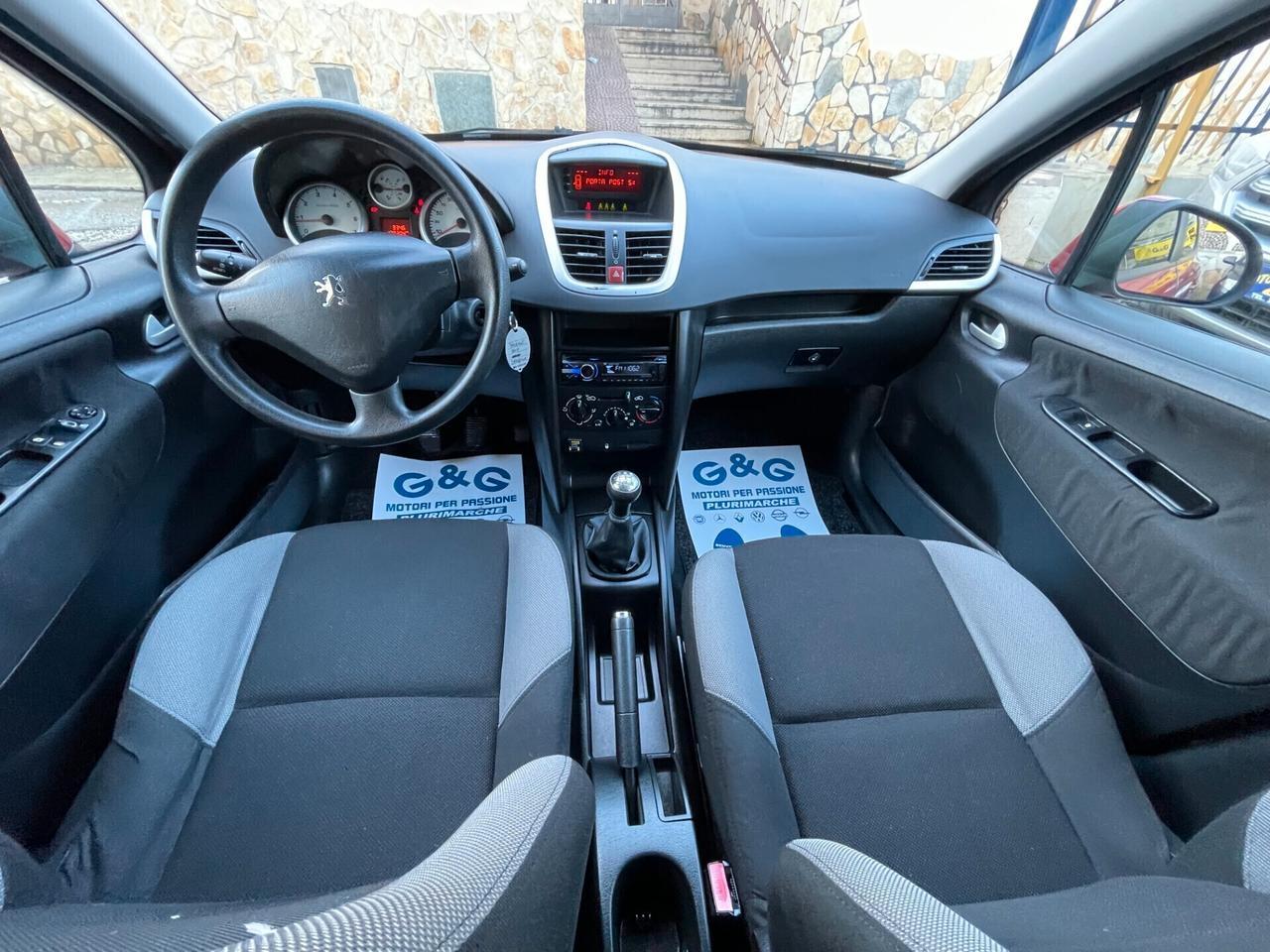 Peugeot 207 1.4 88CV 5p. XT GPL