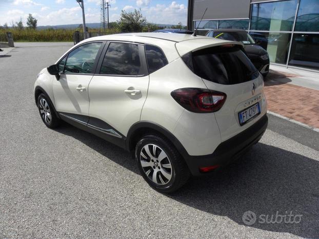 RENAULT Captur dCi 8V 90 CV Sport Edition