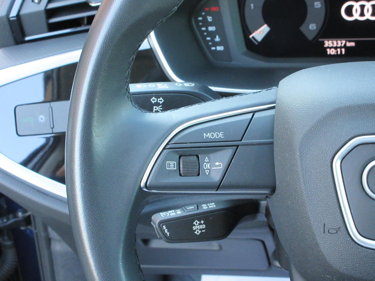 Audi Q3 35 2.0 tdi s-tronic