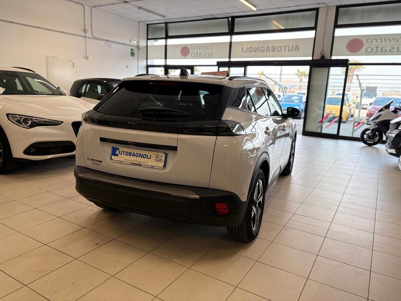 Peugeot 2008 ALLURE motore elettrico 156 CV 5 porte SPOTICAR