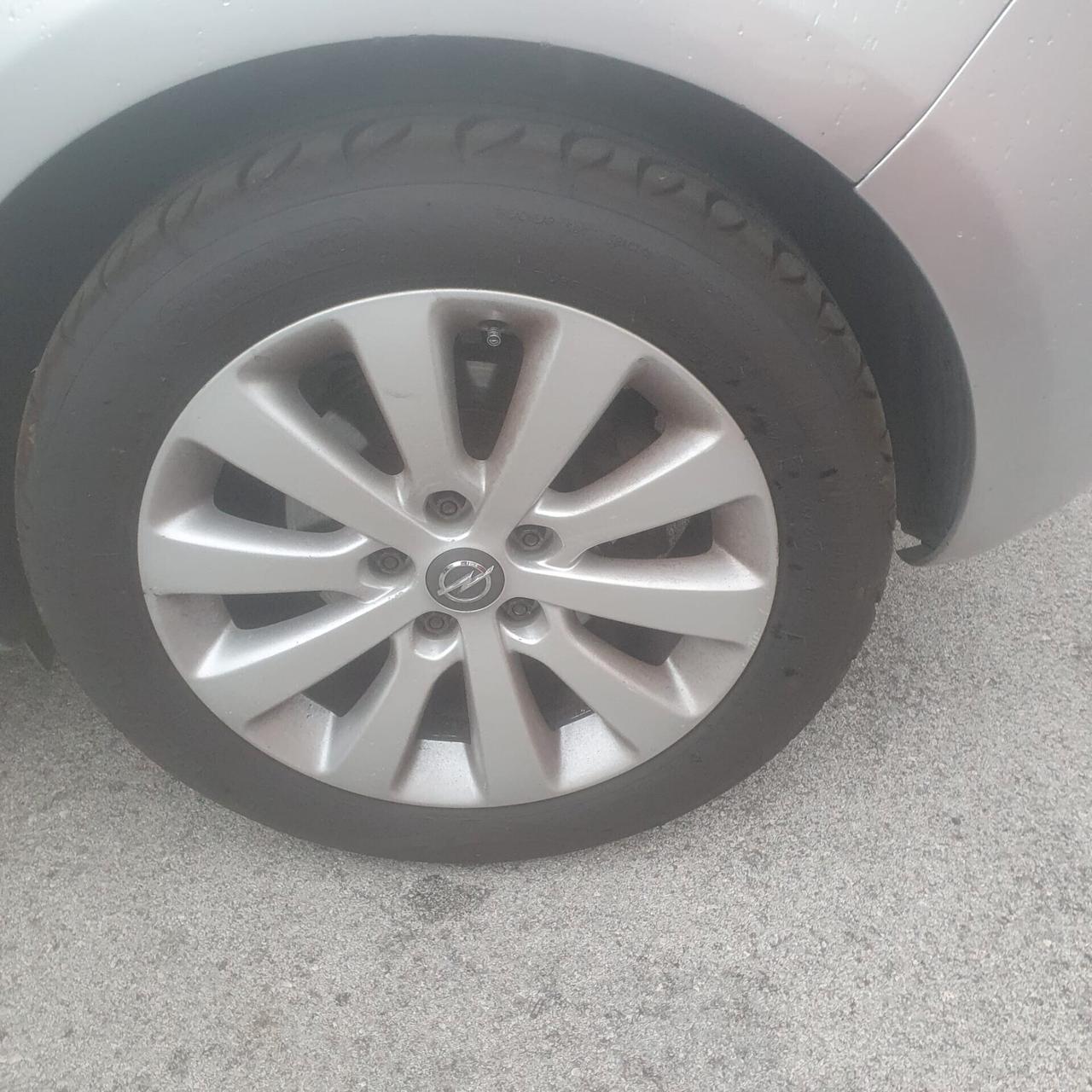 Opel Astra 1.7 CDTI 110CV 5 porte Cosmo