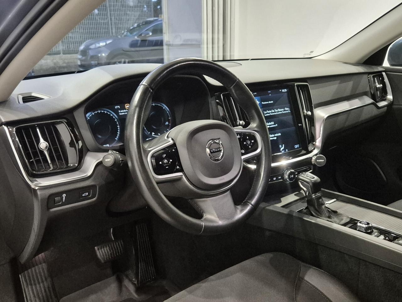 Volvo V60 Cross Country D4 AWD Geartronic Pro