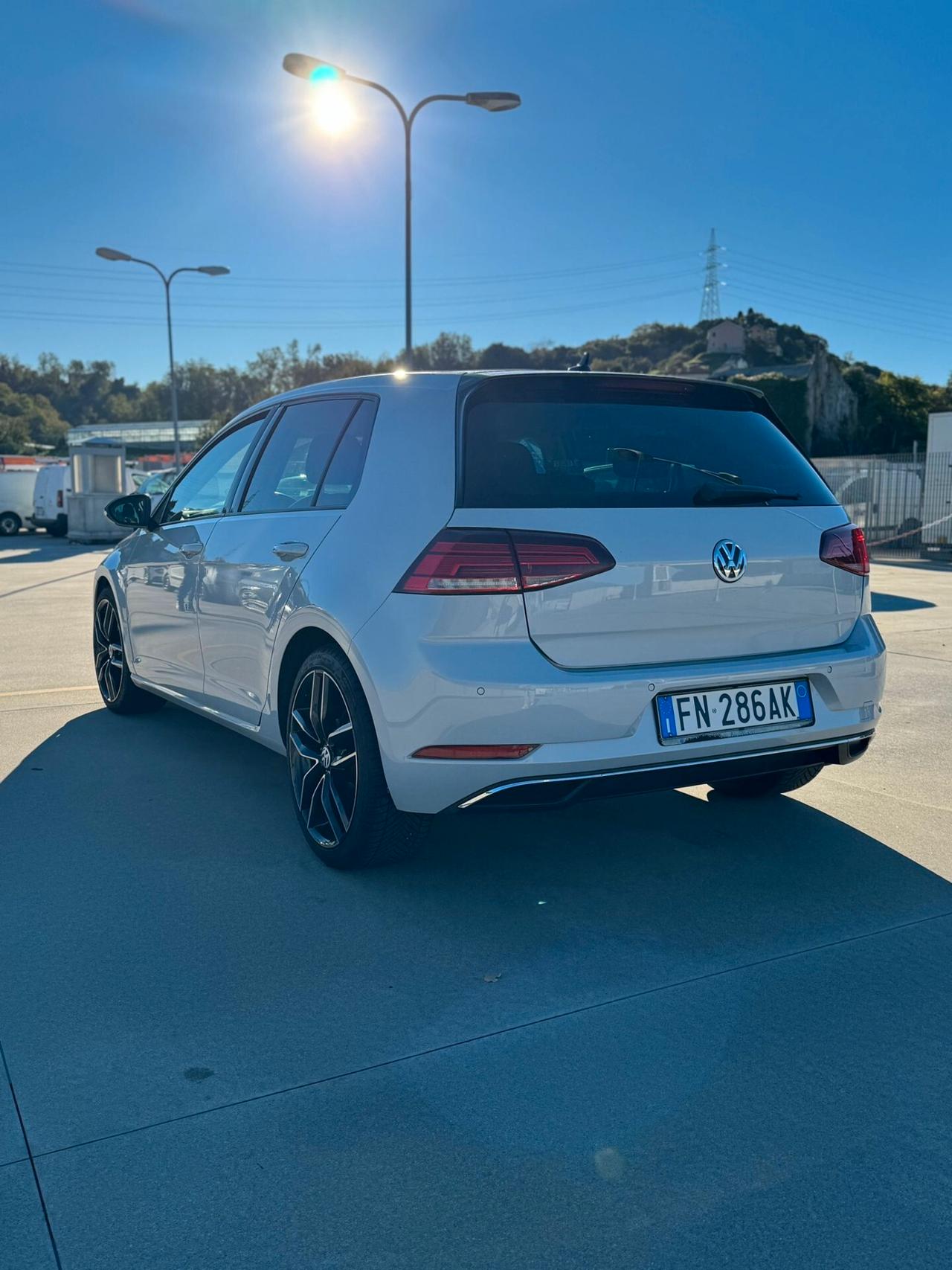 Volkswagen Golf 2.0 TDI 5p. Executive BlueMotion Technology