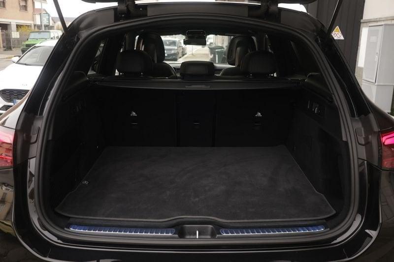 Mercedes-Benz GLC Mercedes-Benz GLC 220d 4M Mild Hyb. AMG Premium 145KW ANNO 2023