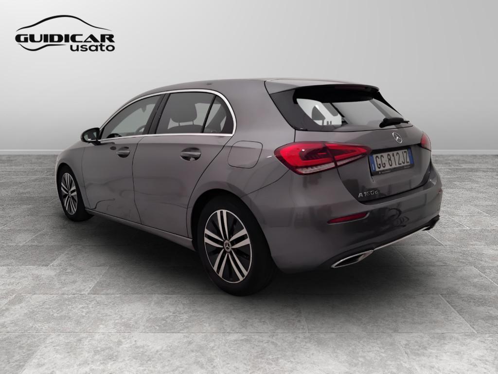 Mercedes-Benz Classe A - W177 2018 - A 180 d Sport auto