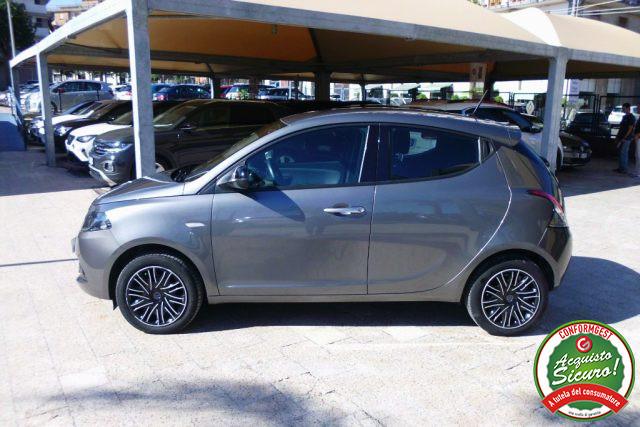 LANCIA Ypsilon 1.0 FireFly 5 porte S&S Hybrid Gold