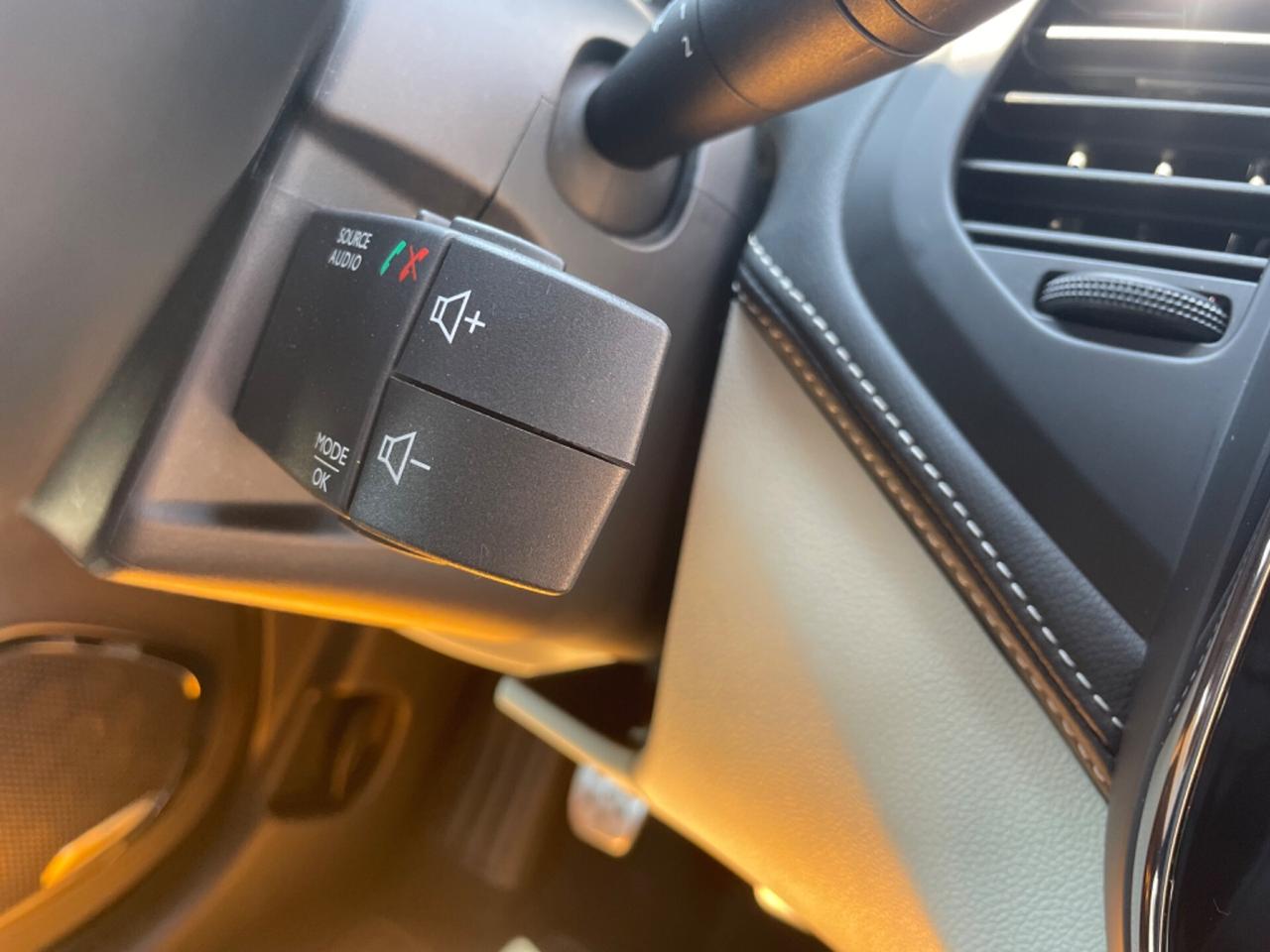 RENAULT CAPTUR INITIALE PARIS 1.5 DIESEL 110 (CV) 2017