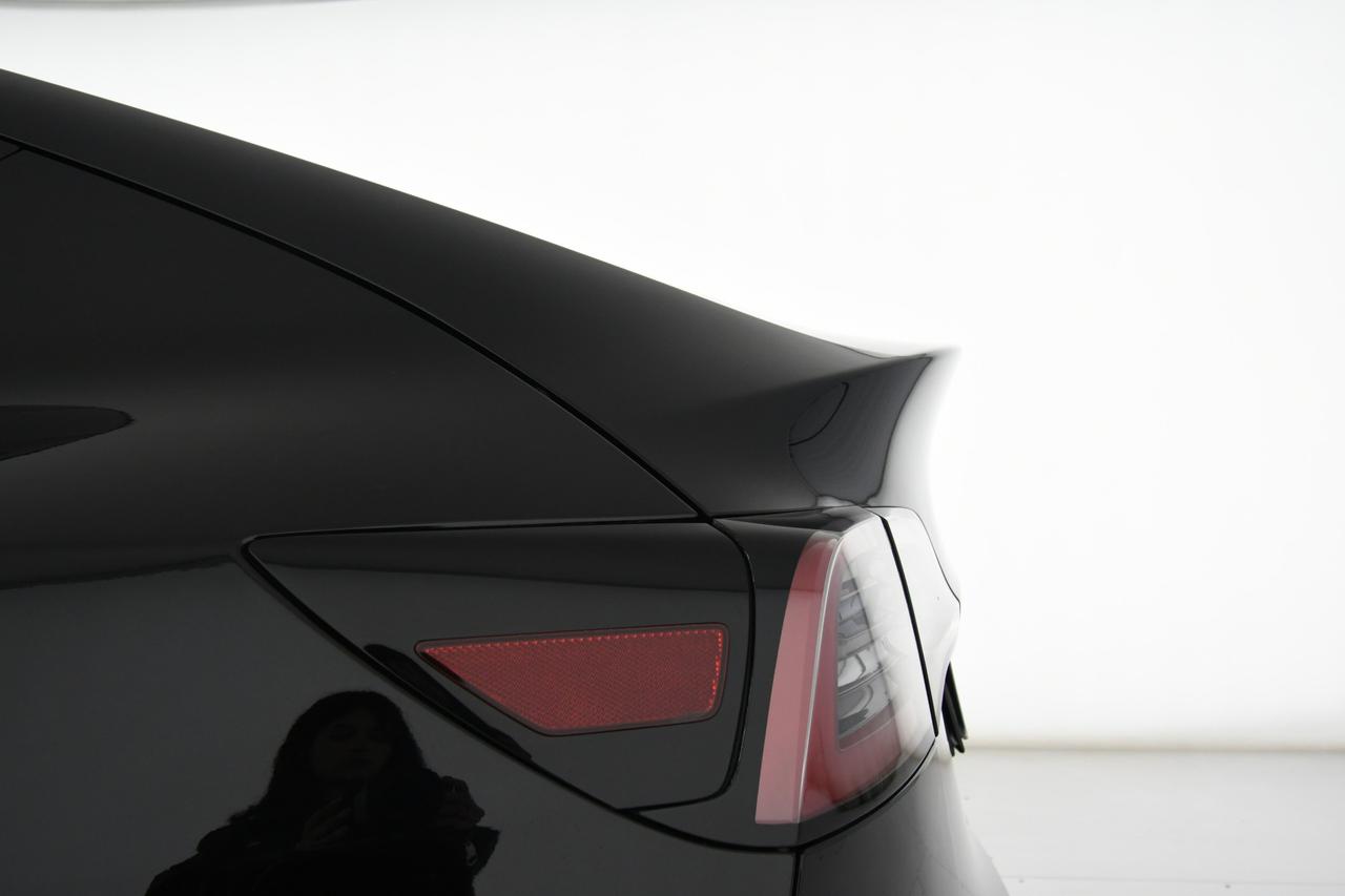 TESLA Model Y Long Range Dual Motor awd PILOTA AUTOMATICO+CAMERA+ACC