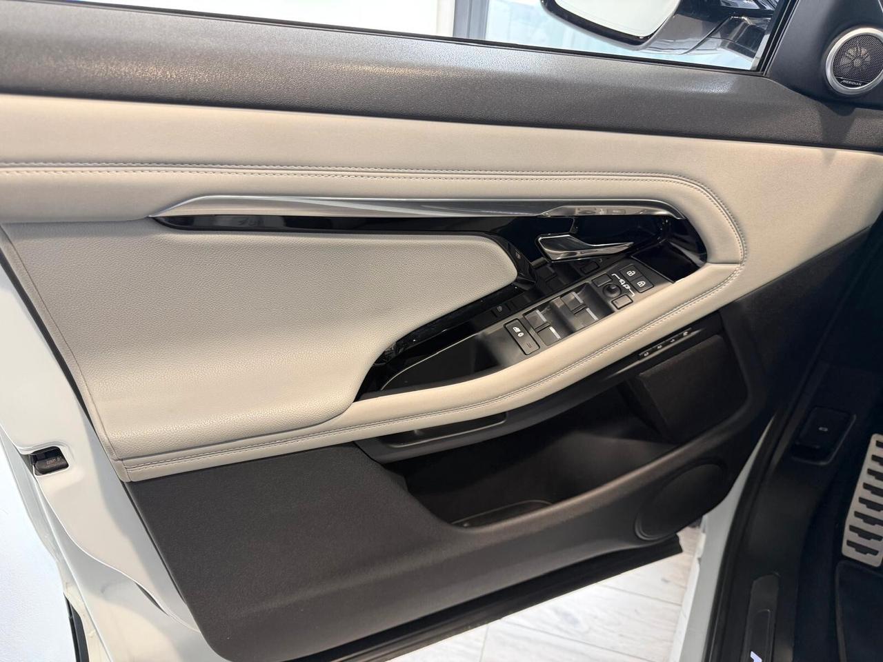 Land Rover Range Evoque 2.0D I4 163 CV AWD Auto R-Dynamic HSE