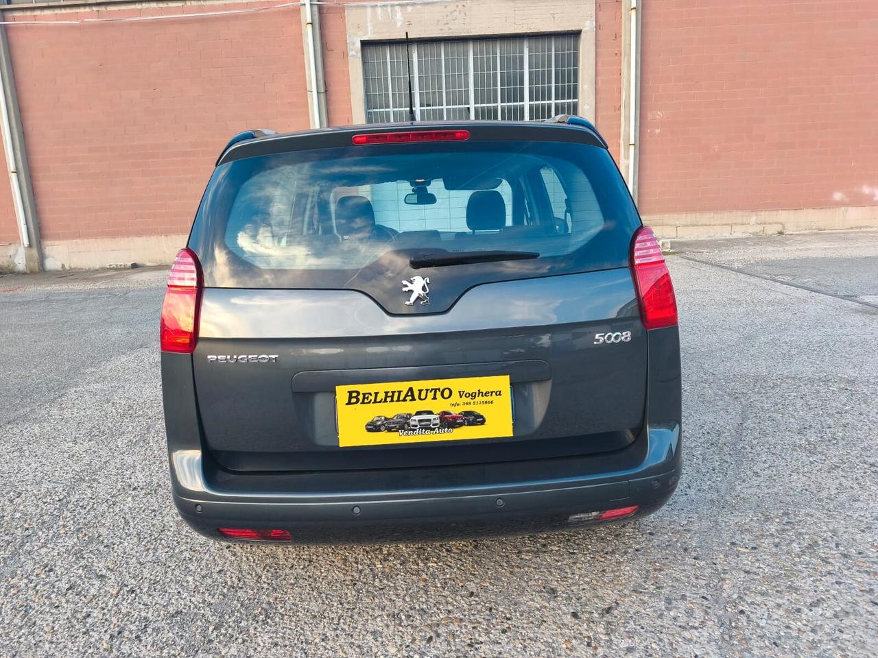 Peugeot 5008 2013---2.0 Diesel