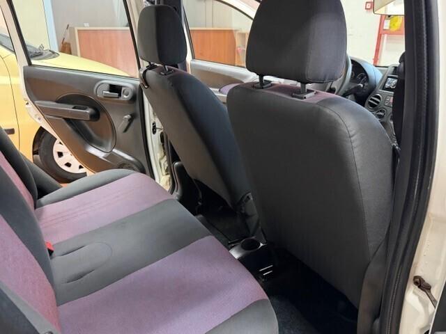 Fiat Panda 1.2 Dynamic GPL 60 cv ok neopatentati a
