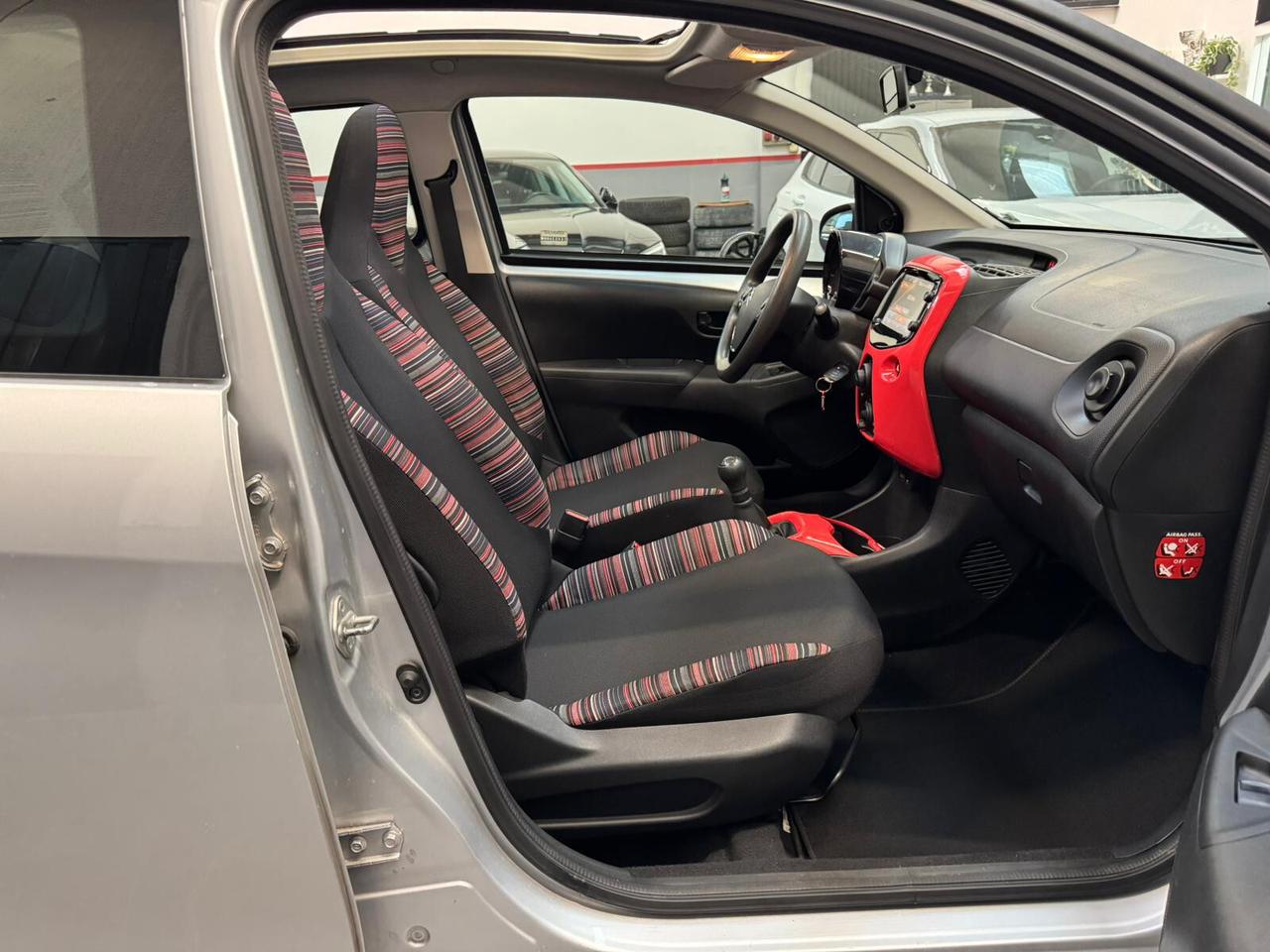 Citroen C1 VTi 68 5 porte Shine Cabrio