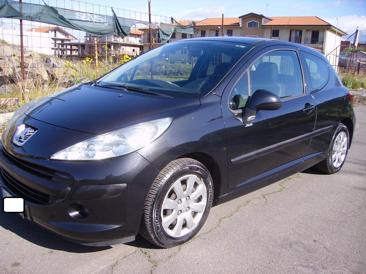 Peugeot 207 1.4HDI A-F-F-A-R-O-N-E 2007