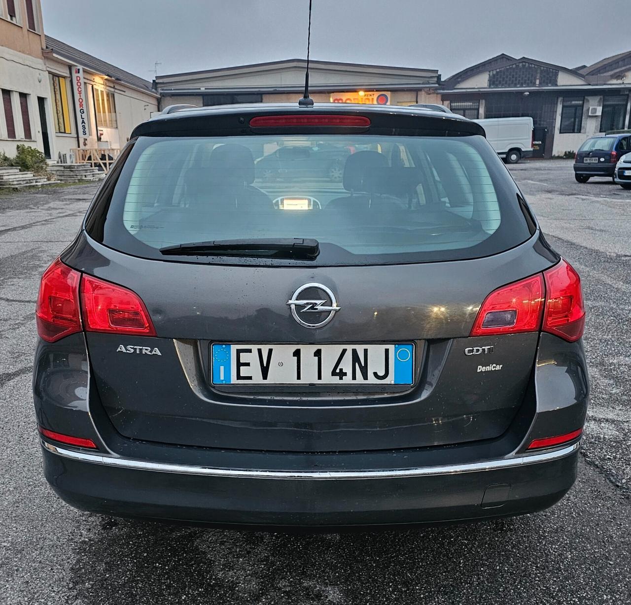 Opel Astra 1.7 CDTI 110CV Sports Tourer Cosmo