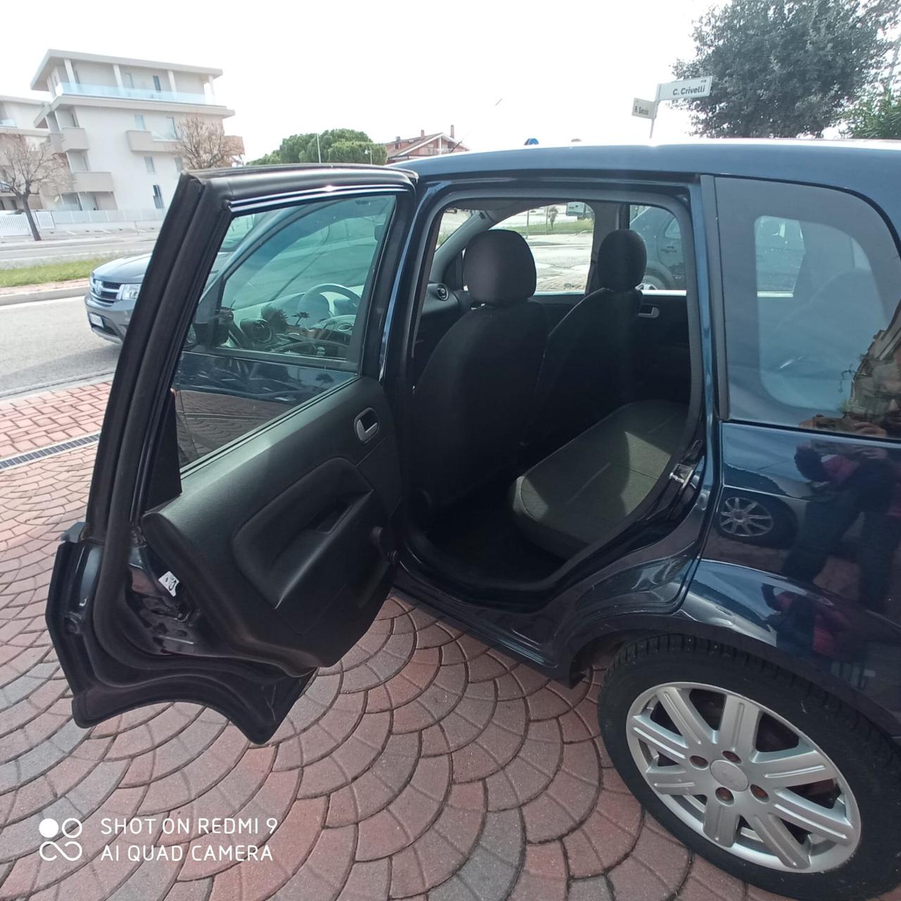Ford Fiesta 1.4 TDCi 5p. Ghia