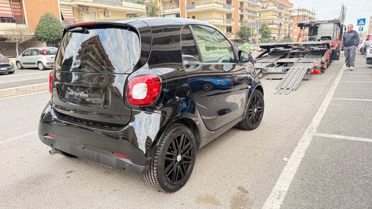 Smart ForTwo 90 0.9 Turbo twinamic Prime LED NAVI JBL KAMERA RADAR PACK BRABUS PANORAMA PDC