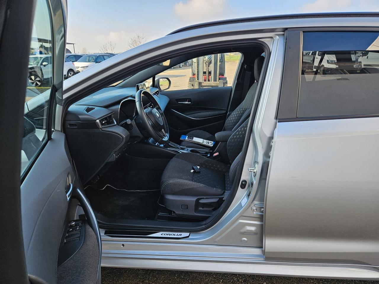 Toyota Corolla Touring Sports 1.8h auto START