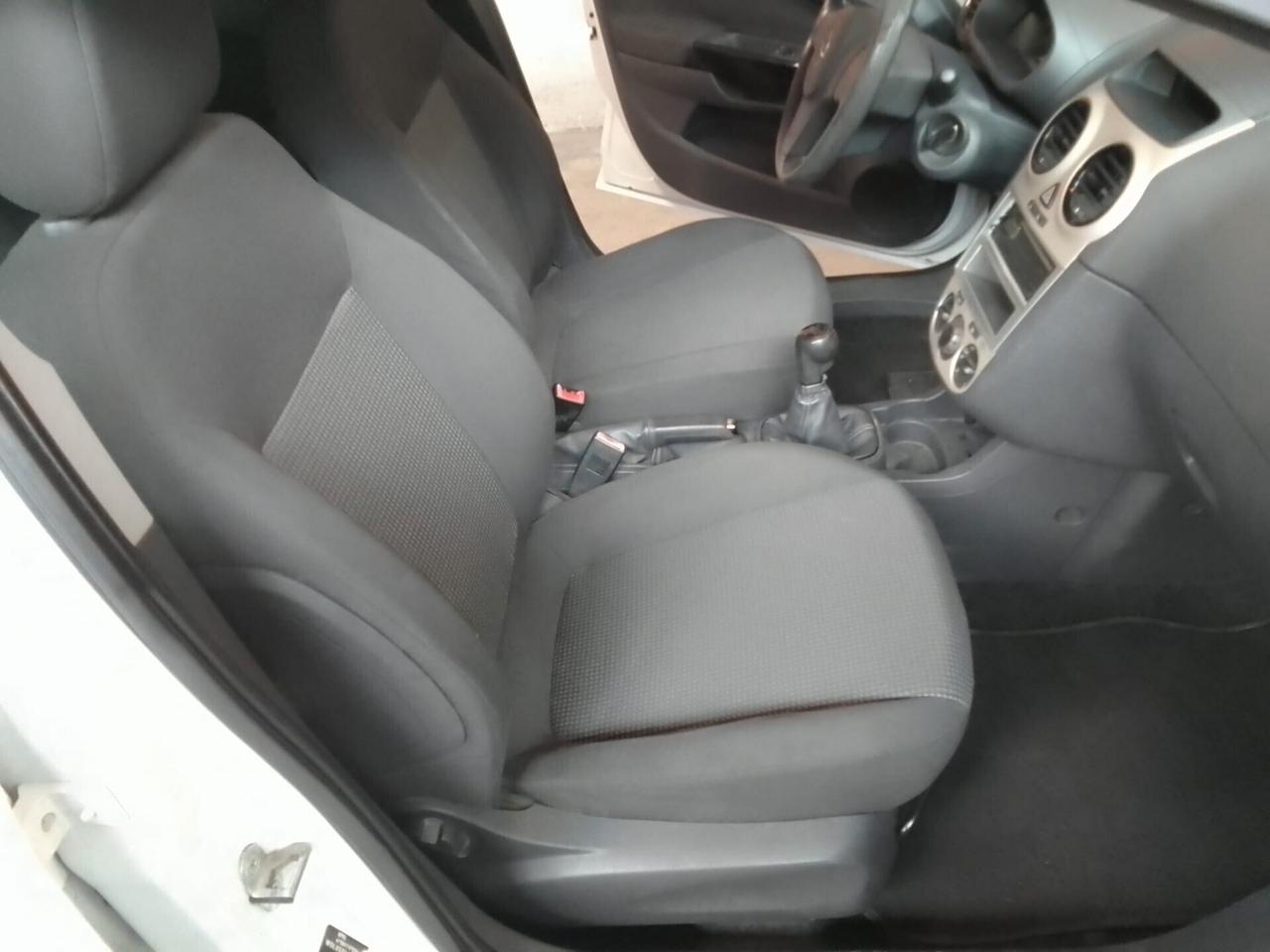 Opel Corsa 1.0 12V 5 porte Club OK NEO