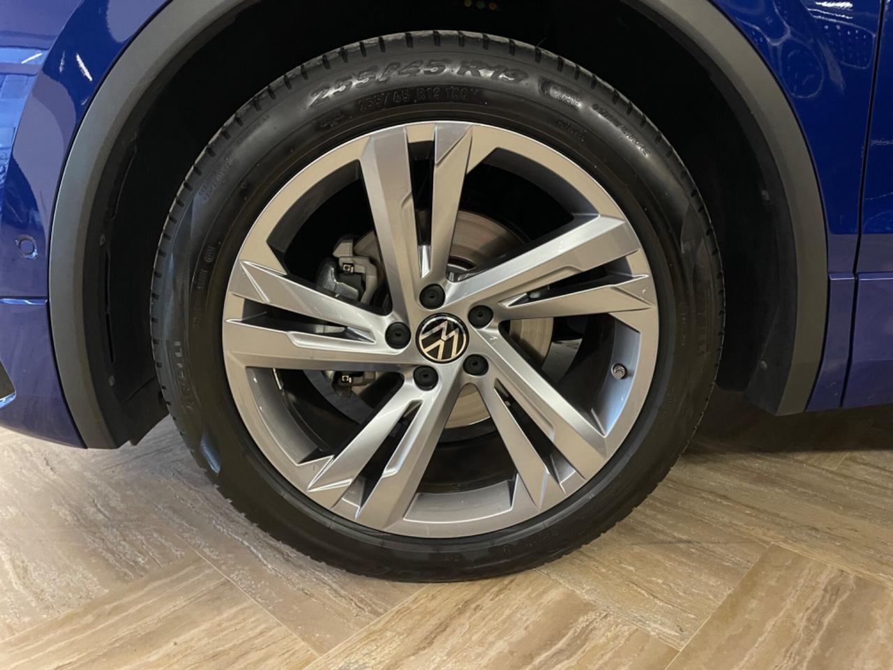 VOLKSWAGEN TIGUAN 2.0 TDI R-Line HARMAN/KARDON 2021