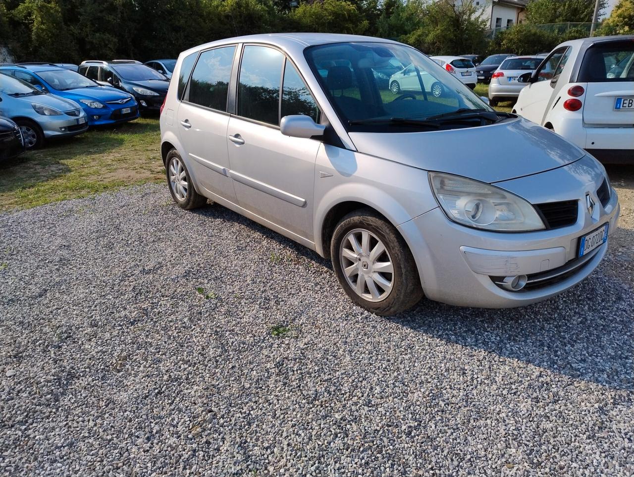 Renault Scenic Scénic 2.0 16V dCi Dynamique