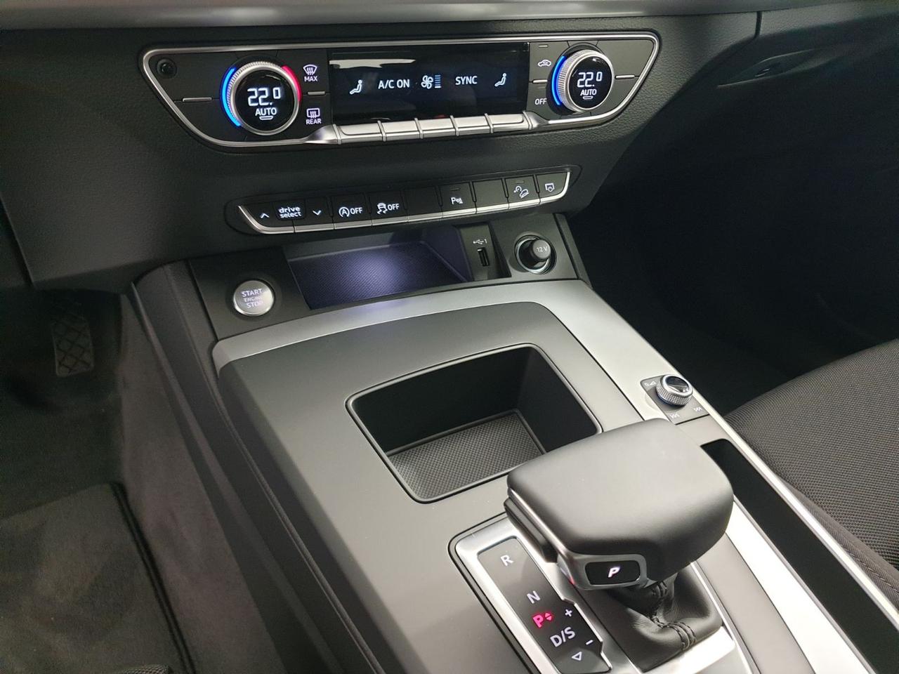 Audi Q5 sportback 40 2.0 tdi mhev 12v s line quattro s tronic