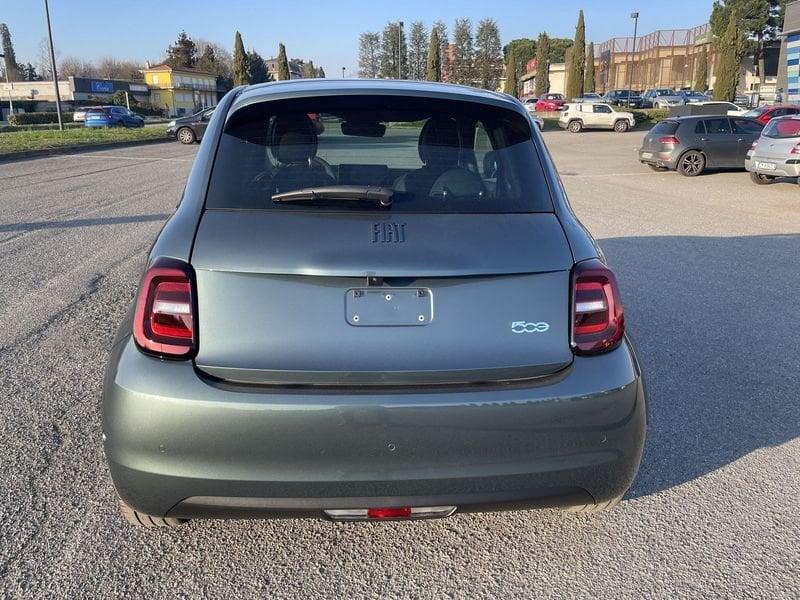 FIAT 500 Giorgio Armani Collector's Edition