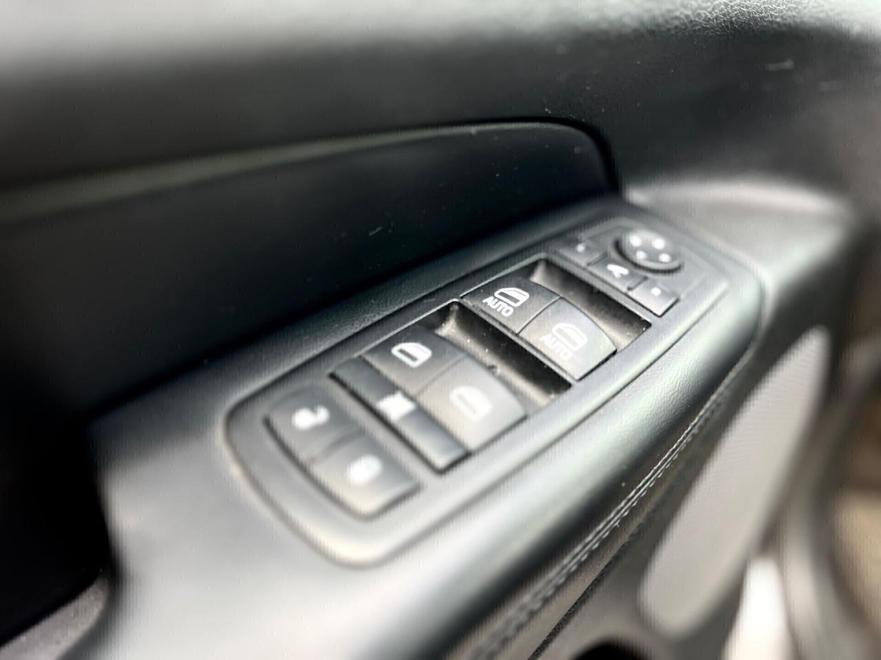Jeep Grand Cherokee 3.0 V6(190cv)*NAVI*KEYLESS*GOMME NUOVE*SCHERMI POSTERIORI