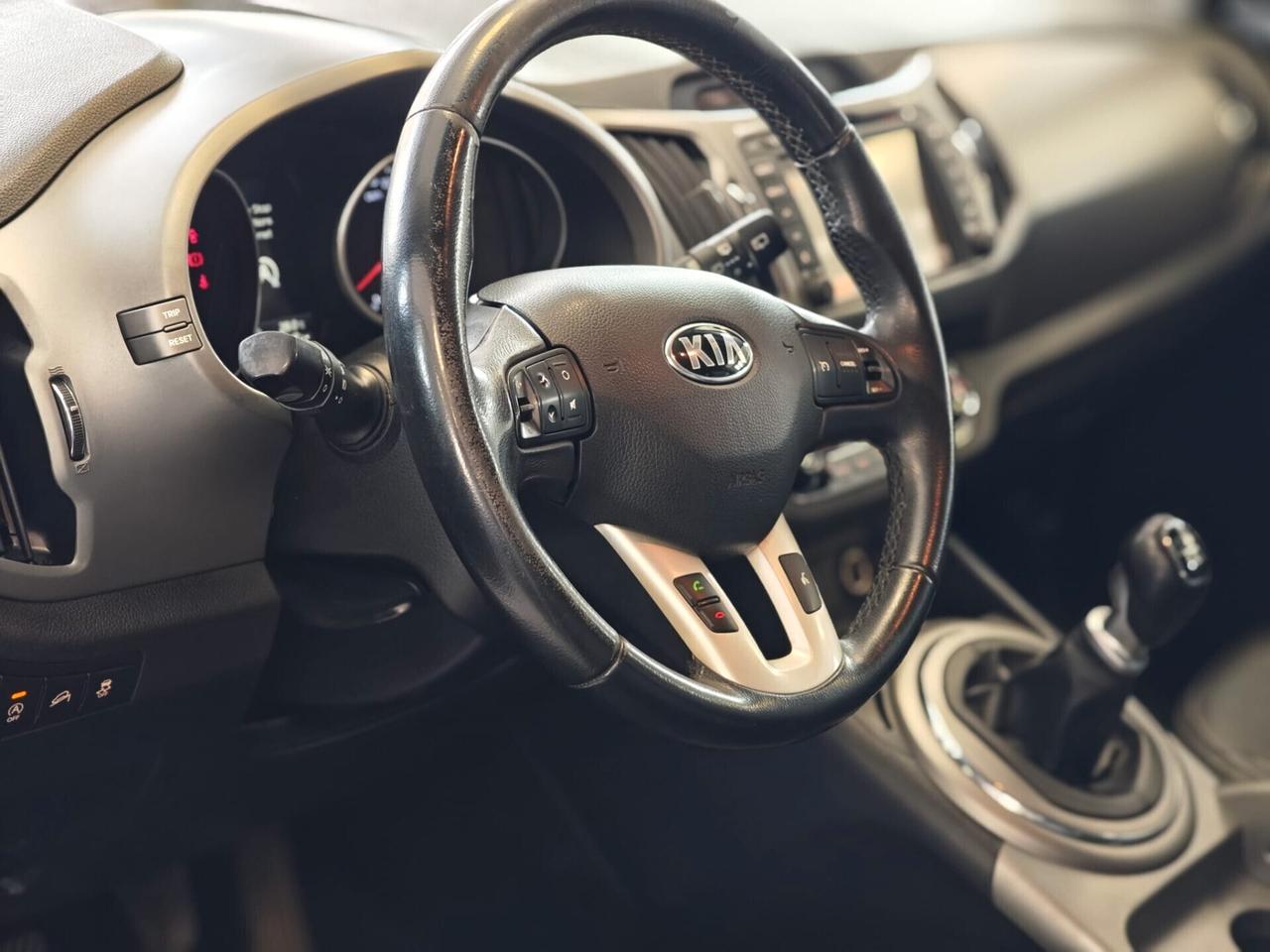 Kia Sportage 1.7 CRDI VGT 2WD high tech