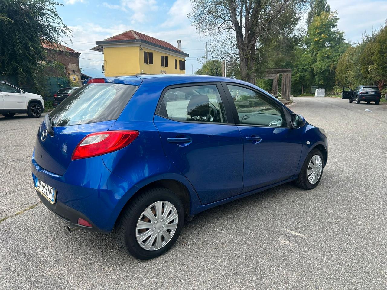 Mazda 2 benzina 5 porte