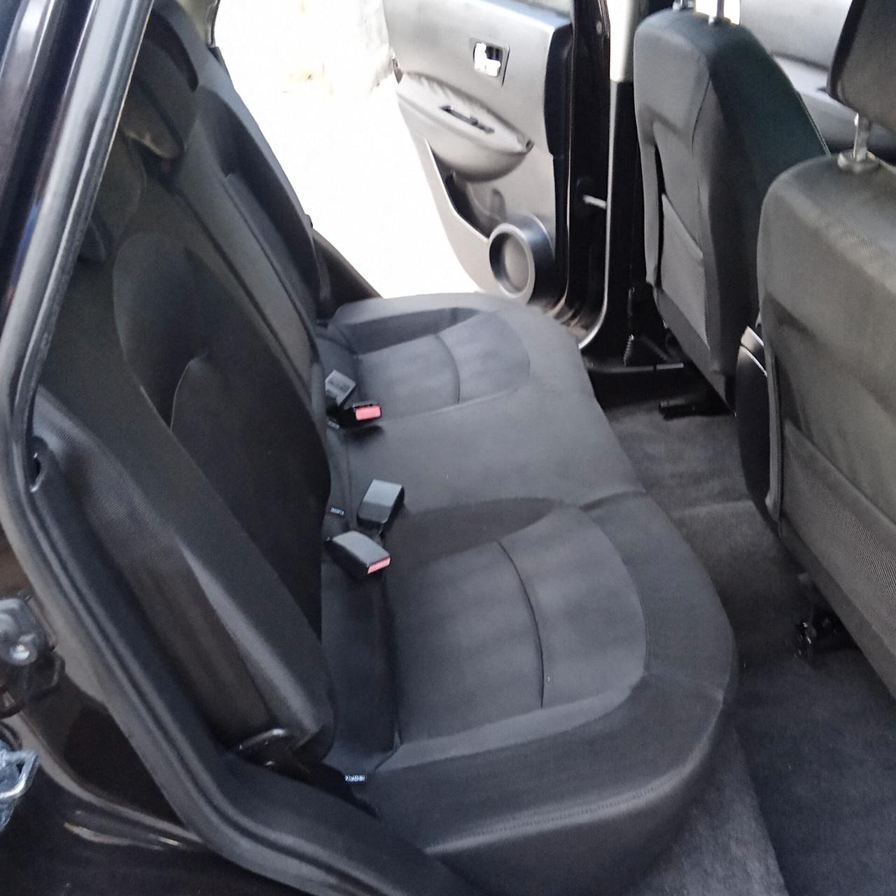 Nissan Qashqai 1.5 dCi DPF n-tec 011