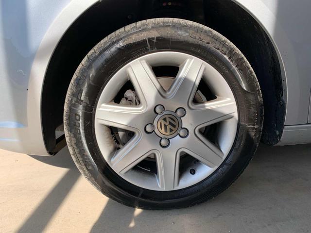 VOLKSWAGEN Touran Business 1.6 TDI DSG 7 POSTI OK NEOPATENTATI C.AUT