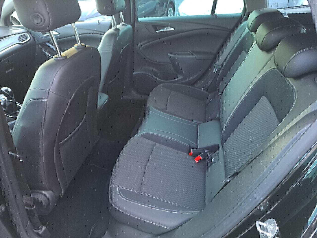 Opel Astra 1.6 CDTi 110CV Sports Tourer Innovation