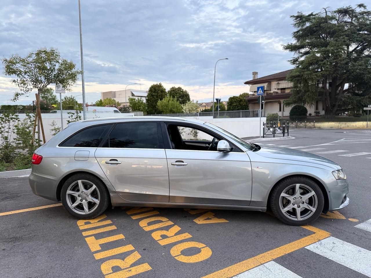 Audi A4 Avant 2.7 S-Line