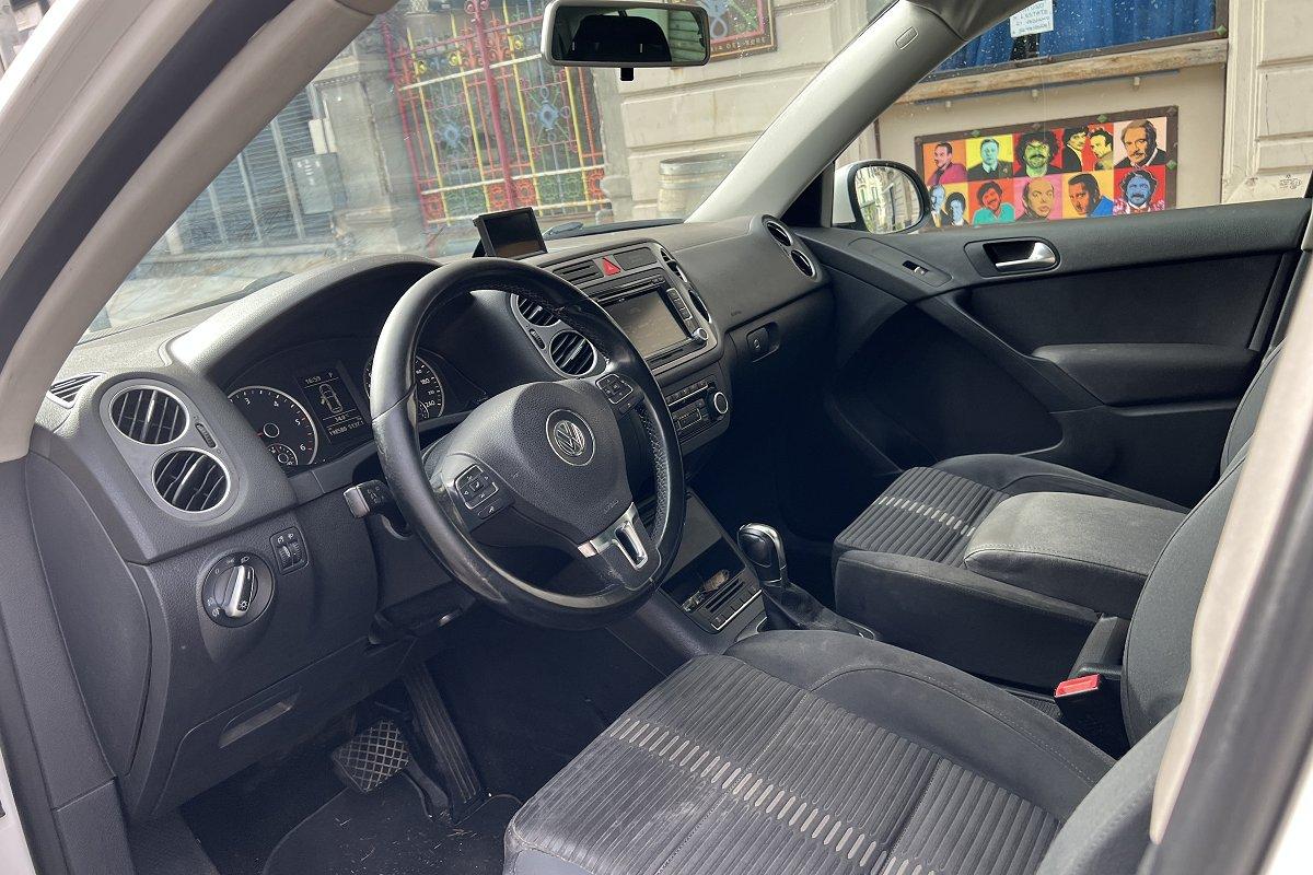 VOLKSWAGEN Tiguan 2.0 TDI DPF 4MOTION DSG Sport & Style