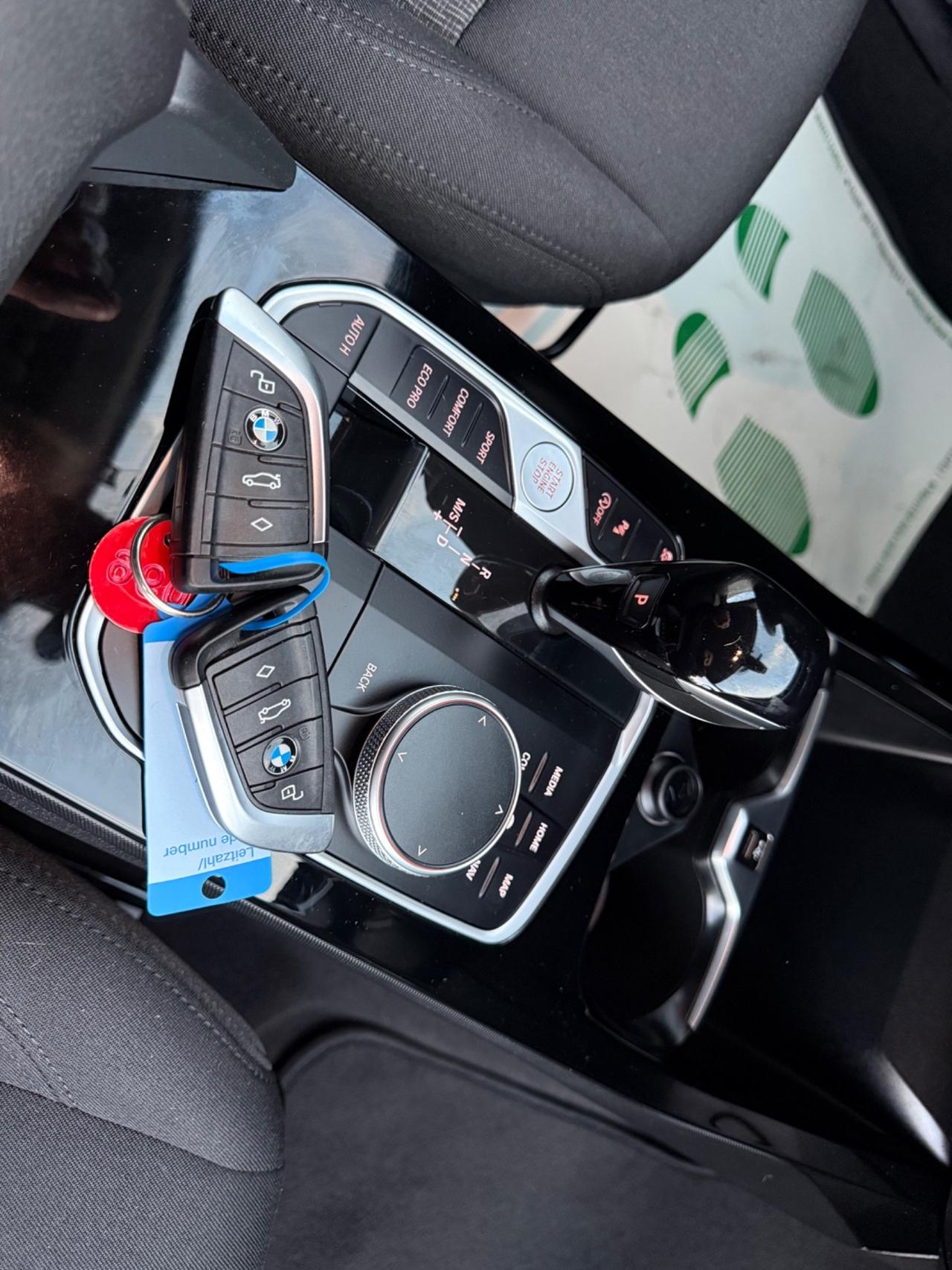 Bmw 120 xDrive 5p. Business Advantage