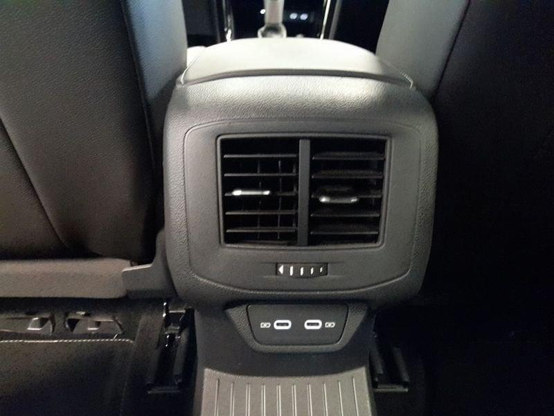 Volkswagen T-Roc 2.0 TDI SCR R-Line DSG