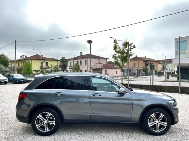 MERCEDES-BENZ GLC 250 d 4Matic Sport