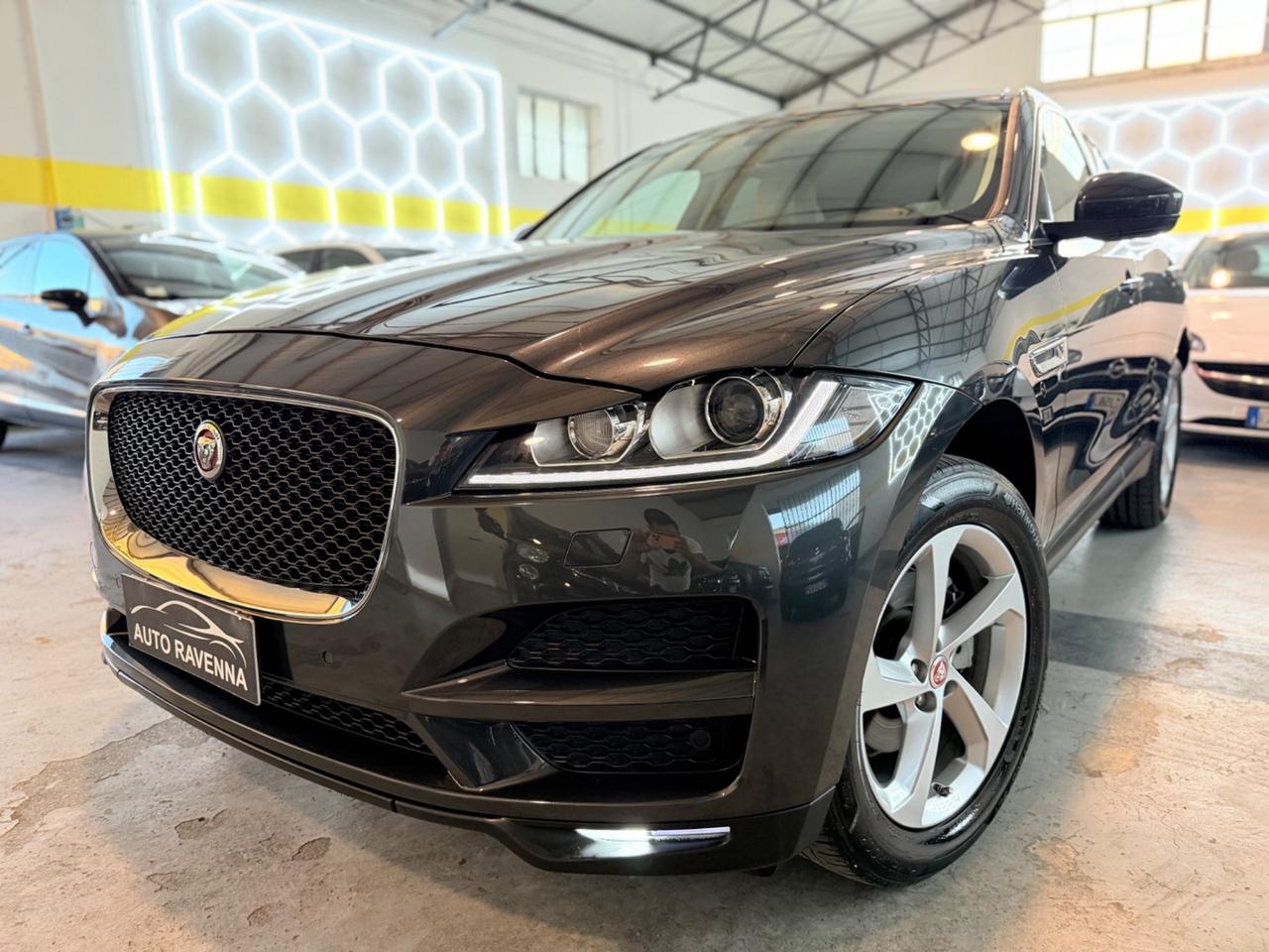 Jaguar F-Pace 2.0 D 180 CV AWD . Portfolio 2019