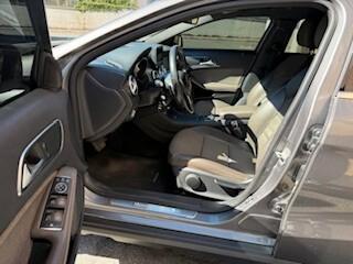 Mercedes-Benz GLA 220 d Automatic 4Matic Business