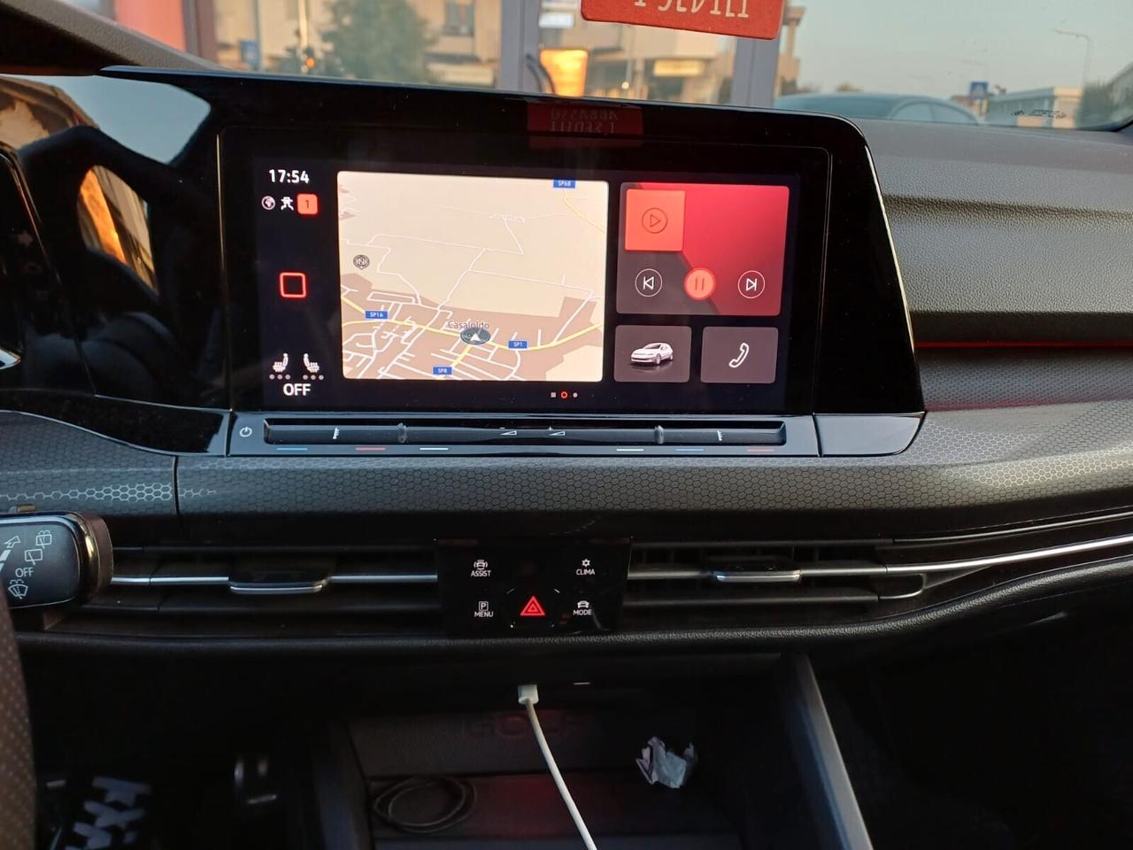 Volkswagen Golf 8 2.0 TDI 200 cv GTD DSG