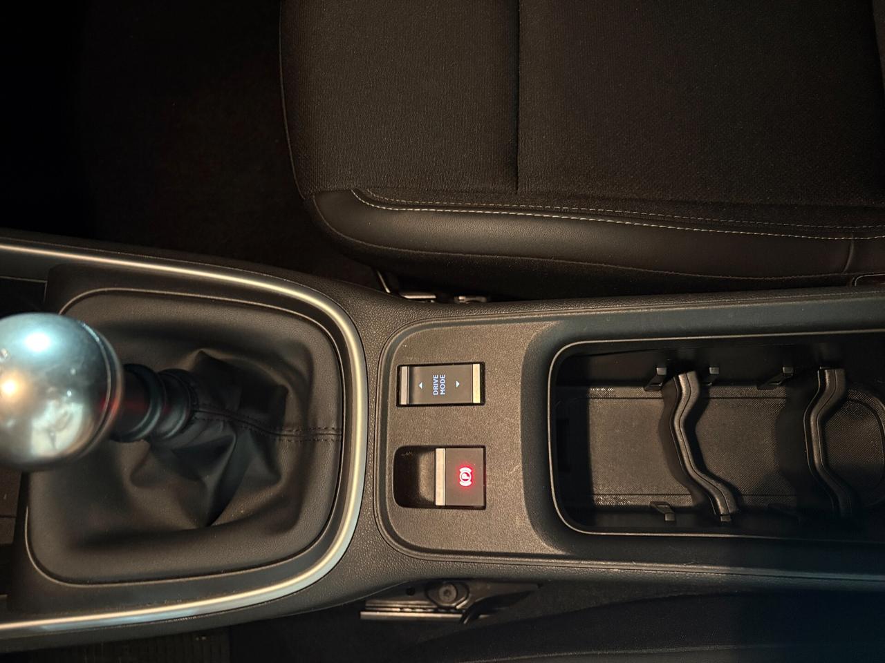 Jeep Avenger 1.2 Turbo 100 CV PACK BLACK+RETROCAMERA KM CERTIFICATI