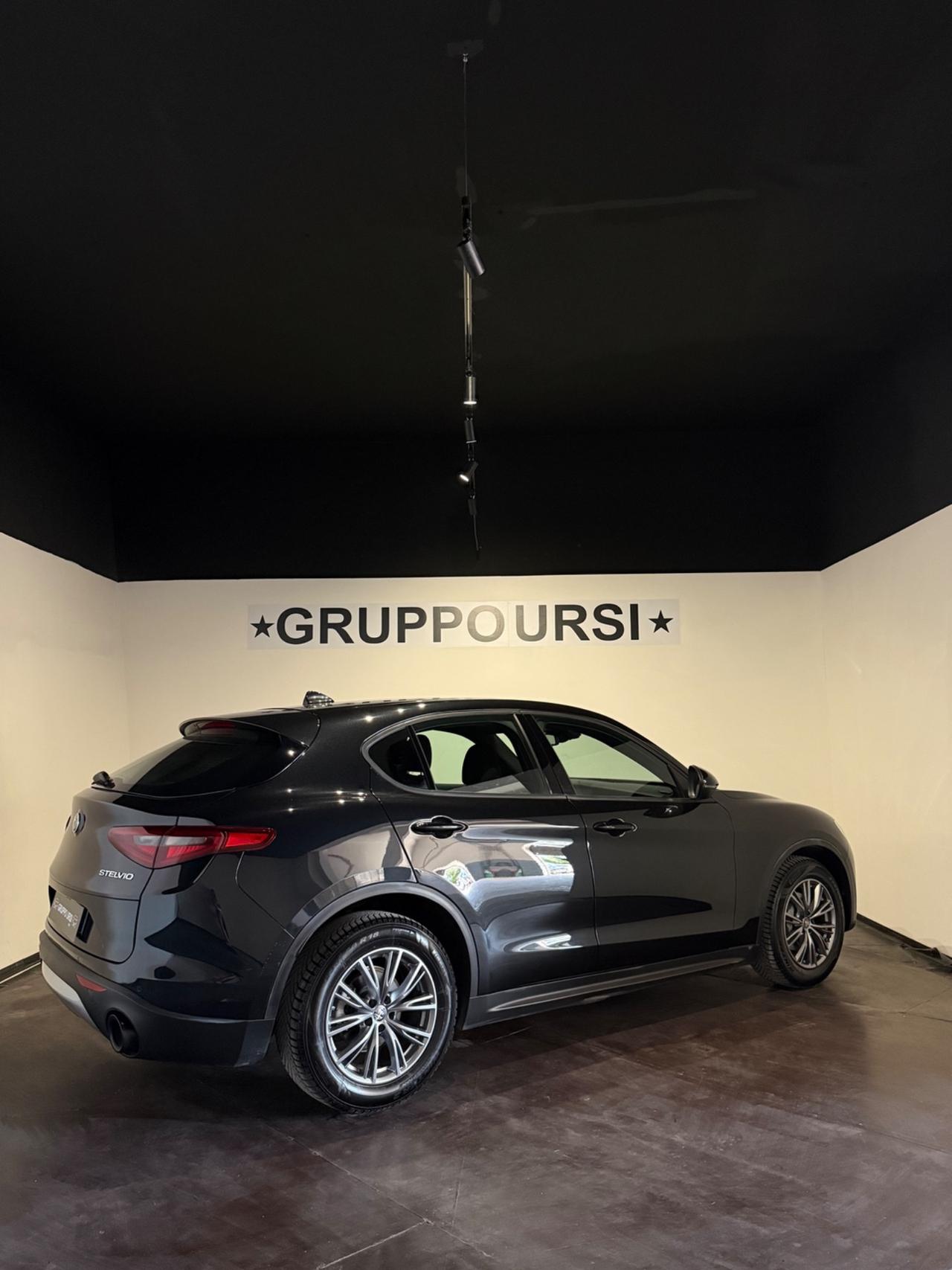 Alfa Romeo Stelvio 2.2 Turbodiesel 160 CV AT8 RWD Business