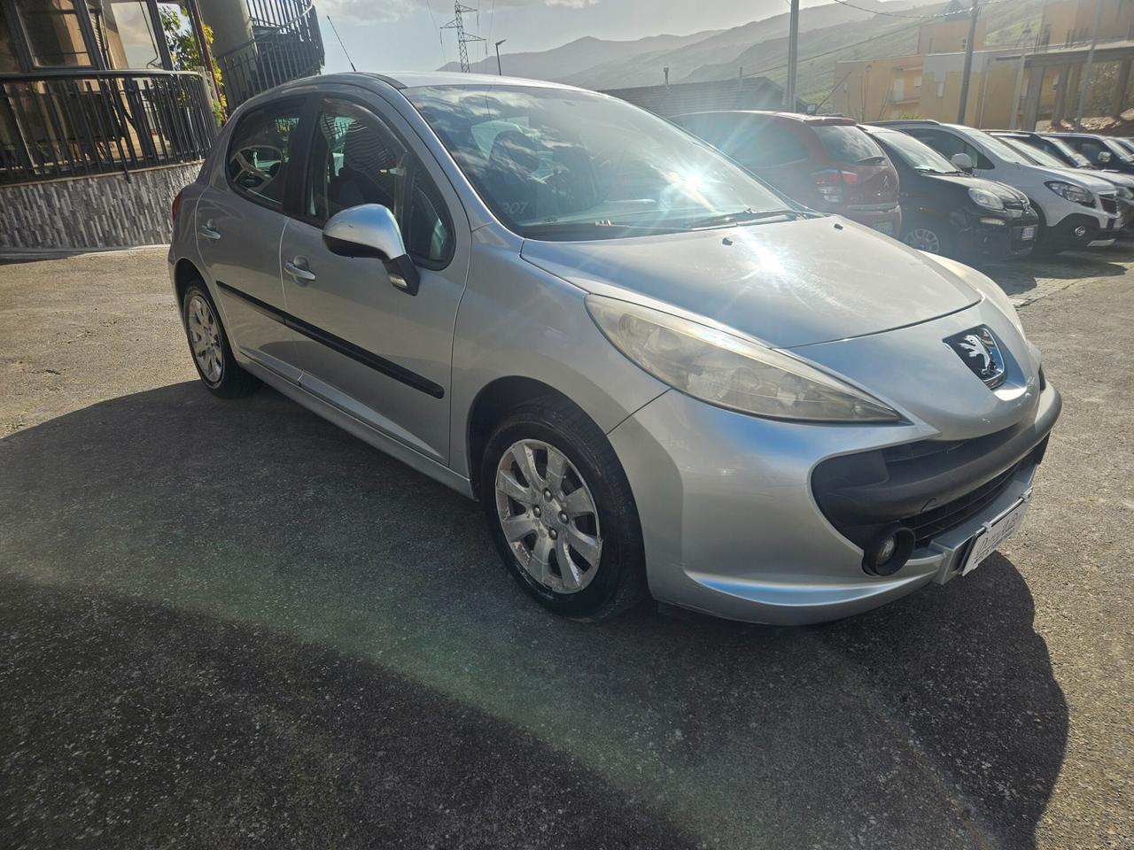 Peugeot 207 1.4 HDi 70CV 5p. XS Easy