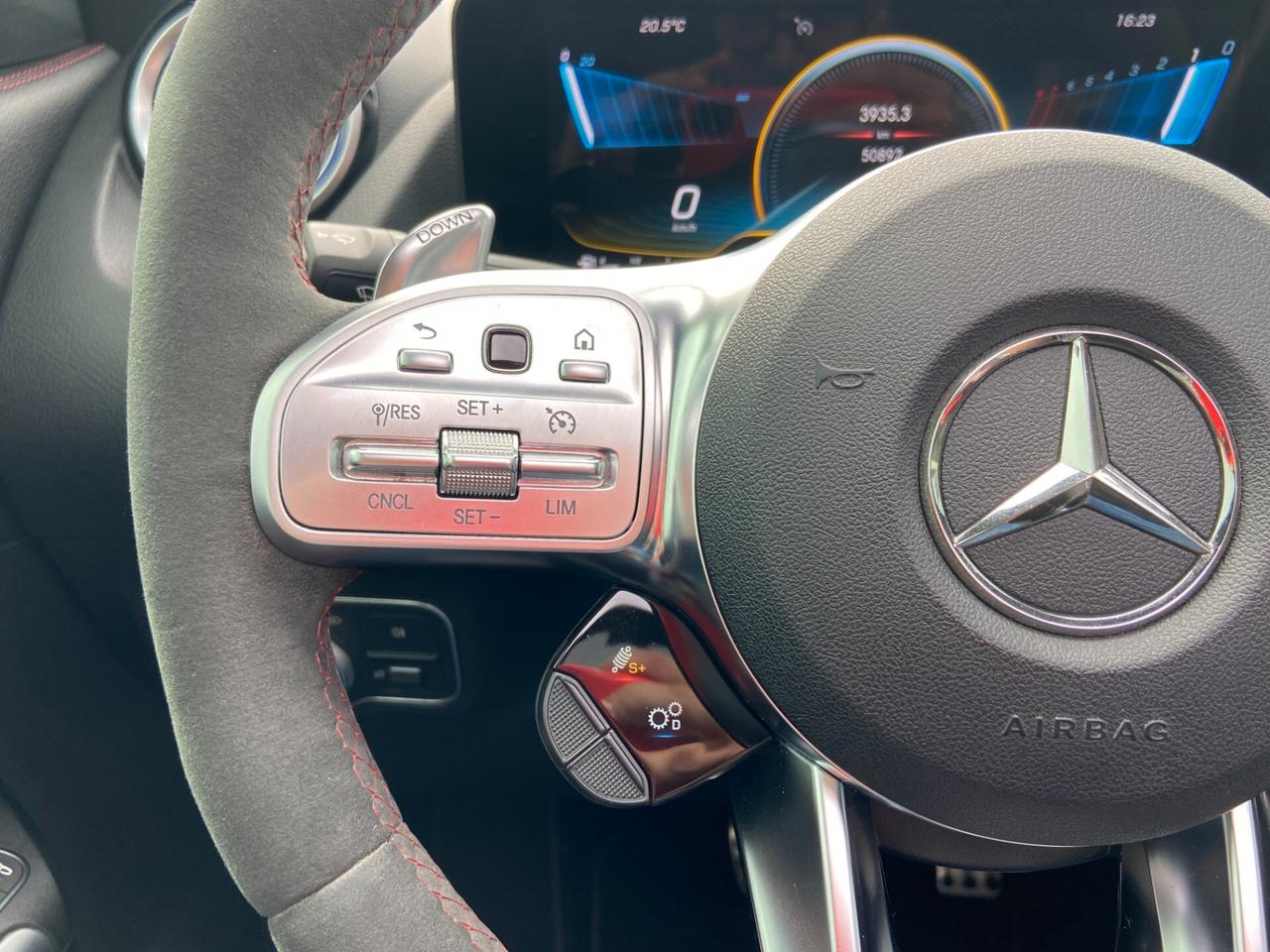 Mercedes GLA 45s 4matic+ 2.0 Turbo 421 CV